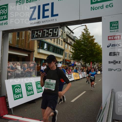 20.09.2026 - PSD Bank Halbmarathon LAZAROV Photography http://msf.ph/oto/10551295 20.09.2026 11:47:54 Ziel 1712, 1897, 2177, 2451, 2707, 2828, 2836, 3239, 3330, 3504, 3586, 4117, 4226, 4248, 4262, 4622 meine-sportfotos.de
