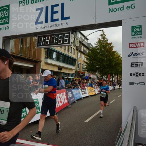 20.09.2026 - PSD Bank Halbmarathon LAZAROV Photography http://msf.ph/oto/10551298 20.09.2026 11:47:54 Ziel 1712, 1897, 2177, 2451, 2707, 2828, 2836, 3239, 3330, 3504, 3586, 4117, 4226, 4248, 4262, 4622 meine-sportfotos.de