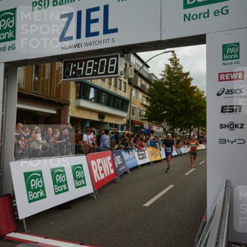 20.09.2026 - PSD Bank Halbmarathon LAZAROV Photography http://msf.ph/oto/10551325 20.09.2026 11:48:08 Ziel 1440, 2309, 2451, 2674, 2707, 3089, 4117, 4739 meine-sportfotos.de