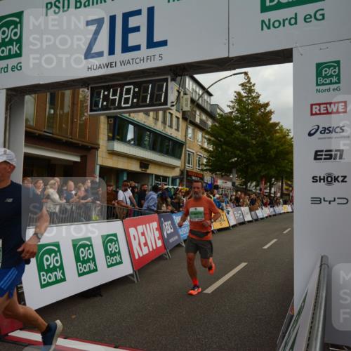 20.09.2026 - PSD Bank Halbmarathon LAZAROV Photography http://msf.ph/oto/10551329 20.09.2026 11:48:11 Ziel 1440, 2309, 2674, 3005, 3089, 4311, 4526, 4739 meine-sportfotos.de