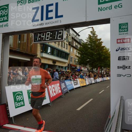 20.09.2026 - PSD Bank Halbmarathon LAZAROV Photography http://msf.ph/oto/10551334 20.09.2026 11:48:12 Ziel 1440, 2309, 2674, 3005, 3089, 4311, 4526, 4739 meine-sportfotos.de