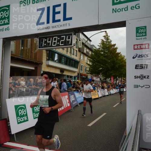 20.09.2026 - PSD Bank Halbmarathon LAZAROV Photography http://msf.ph/oto/10551344 20.09.2026 11:48:23 Ziel 1123, 2204, 3005, 3920, 4144, 4253, 4311, 4526, 4585 meine-sportfotos.de