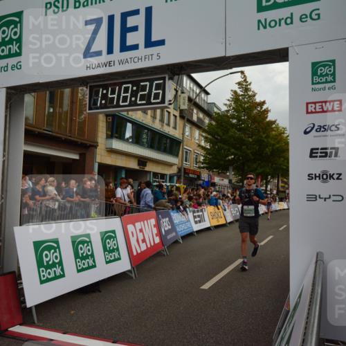 20.09.2026 - PSD Bank Halbmarathon LAZAROV Photography http://msf.ph/oto/10551352 20.09.2026 11:48:25 Ziel 1123, 2204, 3005, 3920, 4144, 4253, 4311, 4526, 4585 meine-sportfotos.de