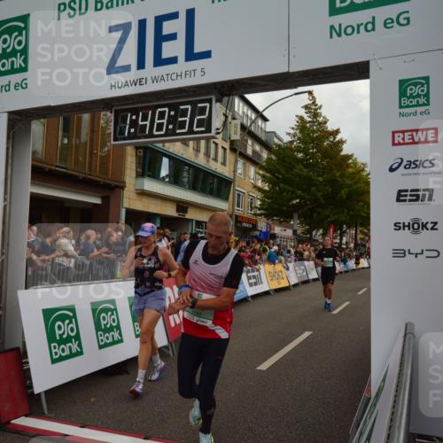 20.09.2026 - PSD Bank Halbmarathon LAZAROV Photography http://msf.ph/oto/10551365 20.09.2026 11:48:32 Ziel 2204, 2311, 2552, 2571, 3635, 3920, 4144, 4253, 4585 meine-sportfotos.de