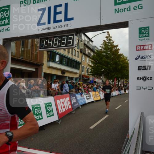 20.09.2026 - PSD Bank Halbmarathon LAZAROV Photography http://msf.ph/oto/10551370 20.09.2026 11:48:33 Ziel 2204, 2311, 2552, 2571, 3635, 3761, 3920, 4144, 4253, 4585 meine-sportfotos.de