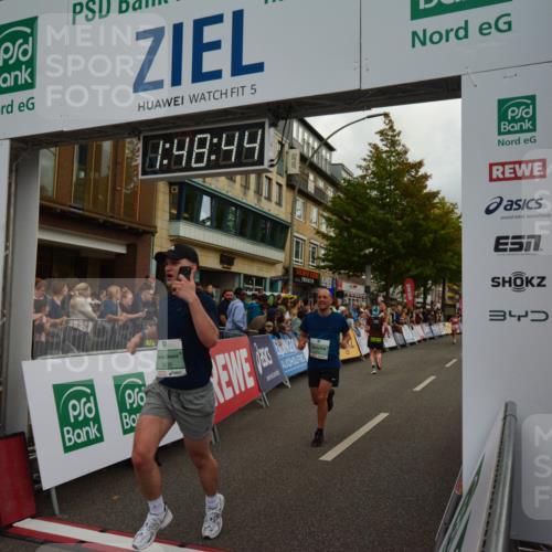 20.09.2026 - PSD Bank Halbmarathon LAZAROV Photography http://msf.ph/oto/10551383 20.09.2026 11:48:44 Ziel 1464, 2311, 2552, 2571, 3298, 3635, 3761, 3797, 4627 meine-sportfotos.de