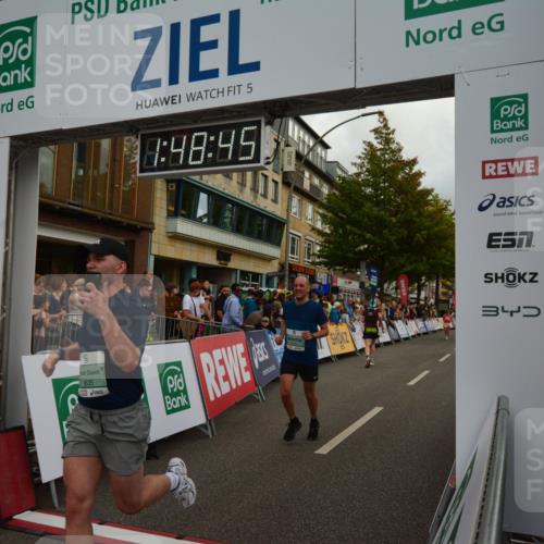 20.09.2026 - PSD Bank Halbmarathon LAZAROV Photography http://msf.ph/oto/10551384 20.09.2026 11:48:44 Ziel 1464, 2311, 2552, 2571, 3298, 3635, 3761, 3797, 4627 meine-sportfotos.de