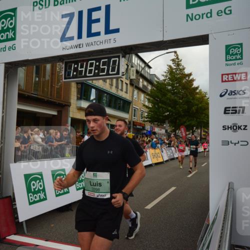 20.09.2026 - PSD Bank Halbmarathon LAZAROV Photography http://msf.ph/oto/10551393 20.09.2026 11:48:49 Ziel 1464, 1559, 2311, 2571, 3298, 3635, 3761, 3797, 4627 meine-sportfotos.de