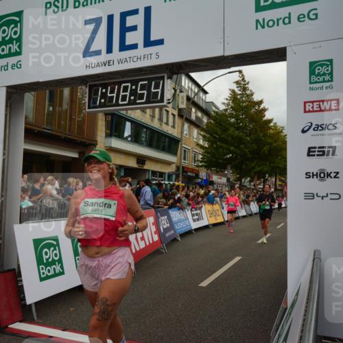 20.09.2026 - PSD Bank Halbmarathon LAZAROV Photography http://msf.ph/oto/10551406 20.09.2026 11:48:54 Ziel 1464, 1559, 1845, 2799, 3298, 3797, 4627 meine-sportfotos.de