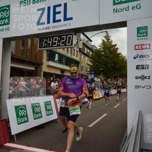 20.09.2026 - PSD Bank Halbmarathon LAZAROV Photography http://msf.ph/oto/10551448 20.09.2026 11:49:19 Ziel 1224, 1233, 1577, 2344, 2420, 3750, 4150, 4154, 4208, 4685, 4686 meine-sportfotos.de