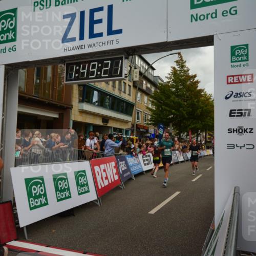 20.09.2026 - PSD Bank Halbmarathon LAZAROV Photography http://msf.ph/oto/10551453 20.09.2026 11:49:20 Ziel 1224, 1233, 1577, 2344, 2420, 3750, 4150, 4208, 4685, 4686 meine-sportfotos.de