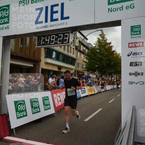 20.09.2026 - PSD Bank Halbmarathon LAZAROV Photography http://msf.ph/oto/10551460 20.09.2026 11:49:22 Ziel 1224, 1233, 1577, 2330, 2344, 3750, 4150, 4208, 4685 meine-sportfotos.de