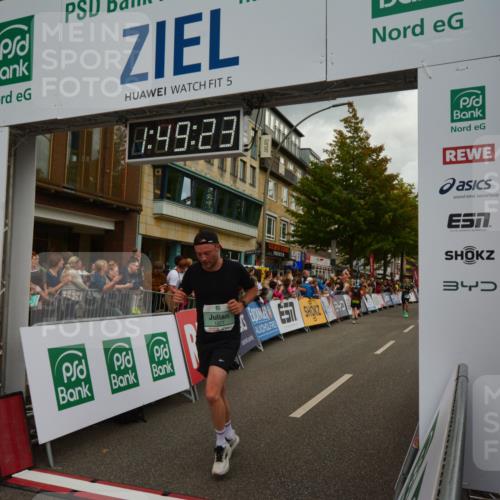 20.09.2026 - PSD Bank Halbmarathon LAZAROV Photography http://msf.ph/oto/10551461 20.09.2026 11:49:23 Ziel 1224, 1233, 1577, 2330, 2344, 3750, 4150, 4208, 4685 meine-sportfotos.de