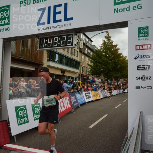 20.09.2026 - PSD Bank Halbmarathon LAZAROV Photography http://msf.ph/oto/10551462 20.09.2026 11:49:23 Ziel 1224, 1233, 1577, 2330, 2344, 3750, 4150, 4208, 4685 meine-sportfotos.de