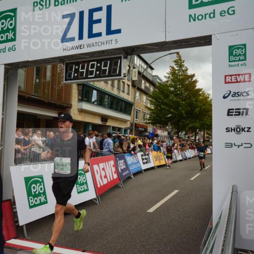 20.09.2026 - PSD Bank Halbmarathon LAZAROV Photography http://msf.ph/oto/10551497 20.09.2026 11:49:40 Ziel 1025, 1248, 1416, 1720, 2255, 3214, 3355, 3614, 4612 meine-sportfotos.de