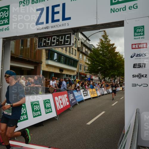 20.09.2026 - PSD Bank Halbmarathon LAZAROV Photography http://msf.ph/oto/10551503 20.09.2026 11:49:44 Ziel 1025, 1248, 1416, 1720, 3355, 3614, 4278, 4279, 4612 meine-sportfotos.de