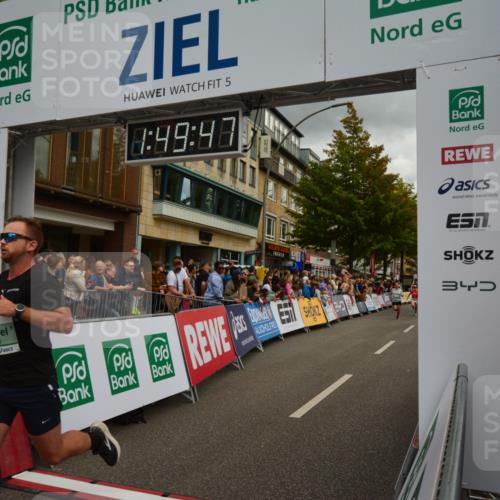 20.09.2026 - PSD Bank Halbmarathon LAZAROV Photography http://msf.ph/oto/10551508 20.09.2026 11:49:47 Ziel 1416, 2765, 2962, 3614, 4278, 4279, 4612 meine-sportfotos.de
