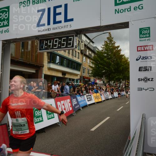 20.09.2026 - PSD Bank Halbmarathon LAZAROV Photography http://msf.ph/oto/10551519 20.09.2026 11:49:53 Ziel 1048, 1241, 1416, 2765, 2962, 3614, 4278, 4279, 4605 meine-sportfotos.de