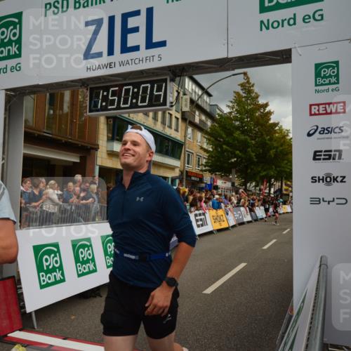 20.09.2026 - PSD Bank Halbmarathon LAZAROV Photography http://msf.ph/oto/10551533 20.09.2026 11:50:04 Ziel 1048, 1236, 1241, 1602, 1604, 1774, 1814, 2890, 2962, 3382, 4104, 4498, 4605 meine-sportfotos.de