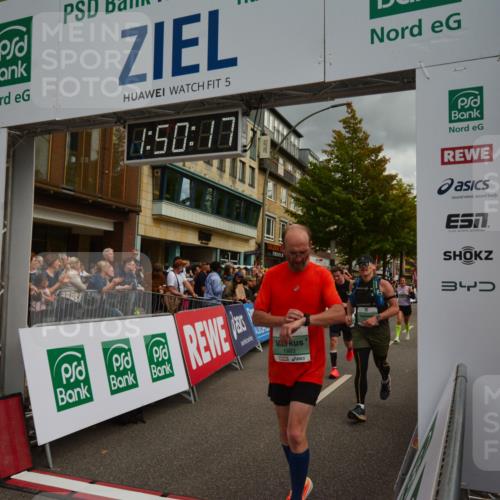 20.09.2026 - PSD Bank Halbmarathon LAZAROV Photography http://msf.ph/oto/10551576 20.09.2026 11:50:17 Ziel 1236, 1309, 1537, 1602, 1604, 1814, 1902, 1983, 2371, 2627, 3083, 3382, 3513, 3576, 3961, 4104, 4498, 4660 meine-sportfotos.de