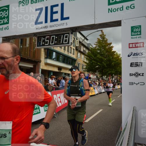 20.09.2026 - PSD Bank Halbmarathon LAZAROV Photography http://msf.ph/oto/10551580 20.09.2026 11:50:18 Ziel 1236, 1309, 1537, 1602, 1604, 1814, 1902, 1983, 2371, 2627, 3083, 3513, 3576, 3961, 4104, 4660 meine-sportfotos.de