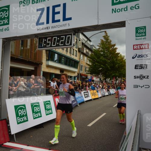 20.09.2026 - PSD Bank Halbmarathon LAZAROV Photography http://msf.ph/oto/10551586 20.09.2026 11:50:20 Ziel 1309, 1537, 1602, 1604, 1814, 1902, 1983, 2258, 2371, 2627, 3083, 3513, 3576, 3961, 4104, 4660 meine-sportfotos.de