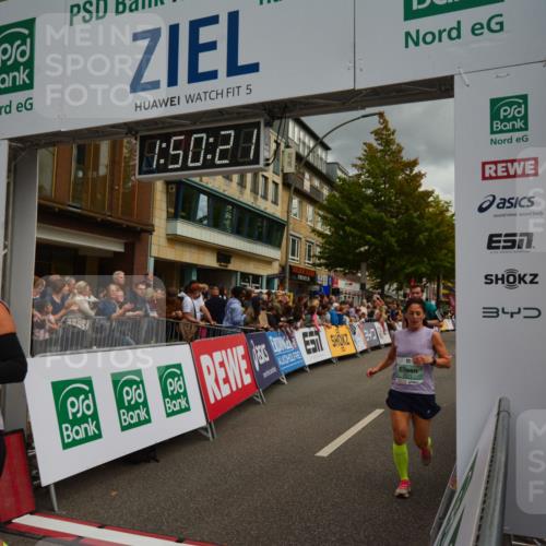 20.09.2026 - PSD Bank Halbmarathon LAZAROV Photography http://msf.ph/oto/10551588 20.09.2026 11:50:20 Ziel 1309, 1537, 1602, 1604, 1814, 1902, 1983, 2258, 2371, 2627, 3083, 3513, 3576, 3961, 4104, 4660 meine-sportfotos.de