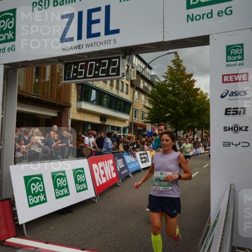 20.09.2026 - PSD Bank Halbmarathon LAZAROV Photography http://msf.ph/oto/10551590 20.09.2026 11:50:21 Ziel 1309, 1537, 1602, 1814, 1902, 1983, 2258, 2371, 2627, 3083, 3513, 3576, 3961, 4104, 4660 meine-sportfotos.de