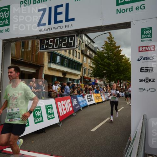 20.09.2026 - PSD Bank Halbmarathon LAZAROV Photography http://msf.ph/oto/10551595 20.09.2026 11:50:23 Ziel 1309, 1537, 1902, 1983, 2258, 2371, 2627, 3083, 3513, 3576, 3961, 4660 meine-sportfotos.de