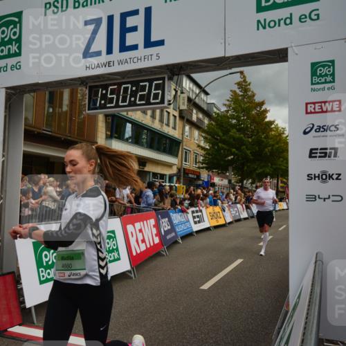 20.09.2026 - PSD Bank Halbmarathon LAZAROV Photography http://msf.ph/oto/10551603 20.09.2026 11:50:25 Ziel 1309, 1902, 2258, 2371, 2627, 3083, 3513, 3576, 3961, 4660 meine-sportfotos.de