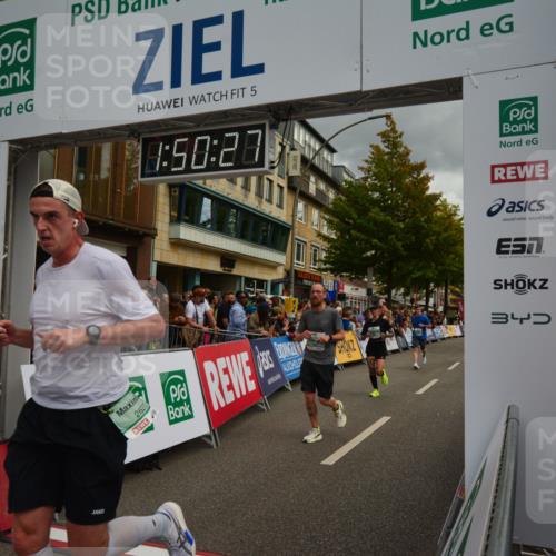 20.09.2026 - PSD Bank Halbmarathon LAZAROV Photography http://msf.ph/oto/10551609 20.09.2026 11:50:27 Ziel 1902, 2258, 2273, 2371, 2627, 3513, 3576, 3961, 4660 meine-sportfotos.de