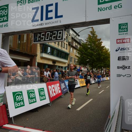 20.09.2026 - PSD Bank Halbmarathon LAZAROV Photography http://msf.ph/oto/10551610 20.09.2026 11:50:27 Ziel 1902, 2258, 2273, 2371, 2627, 3513, 3576, 3961, 4660 meine-sportfotos.de