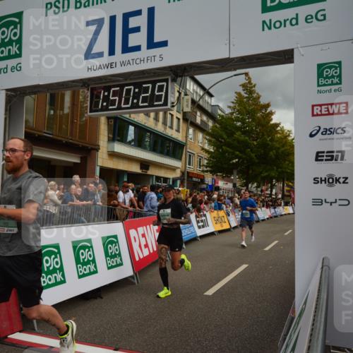 20.09.2026 - PSD Bank Halbmarathon LAZAROV Photography http://msf.ph/oto/10551615 20.09.2026 11:50:28 Ziel 1902, 2258, 2273, 2627, 2745, 3513, 3576, 3961, 4660 meine-sportfotos.de