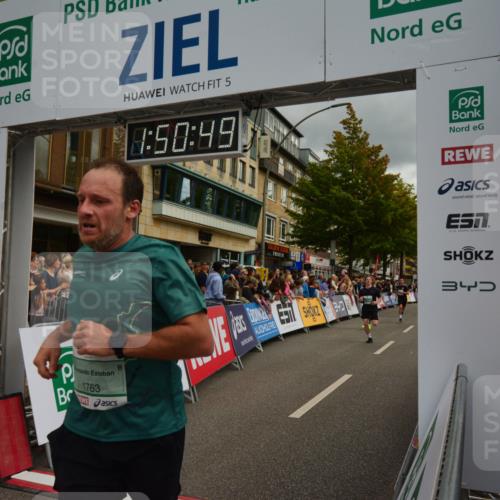 20.09.2026 - PSD Bank Halbmarathon LAZAROV Photography http://msf.ph/oto/10551634 20.09.2026 11:50:48 Ziel 1763, 2304, 3323, 3356, 3473, 3858, 4535 meine-sportfotos.de