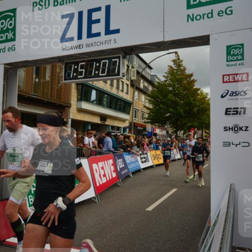 20.09.2026 - PSD Bank Halbmarathon LAZAROV Photography http://msf.ph/oto/10551668 20.09.2026 11:51:07 Ziel 1003, 1459, 1625, 2249, 2942, 2957, 3917, 4101, 4314, 4772 meine-sportfotos.de