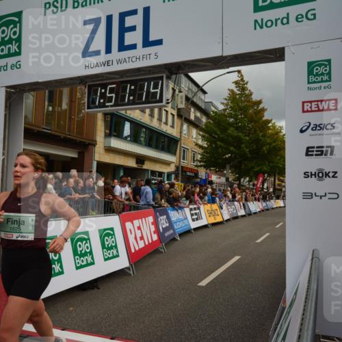 20.09.2026 - PSD Bank Halbmarathon LAZAROV Photography http://msf.ph/oto/10551689 20.09.2026 11:51:13 Ziel 1006, 1459, 1625, 2249, 2949, 2957, 3917, 3972, 3997, 4101, 4231, 4314, 4594, 4595, 4772 meine-sportfotos.de