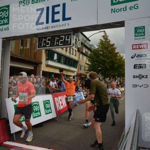 20.09.2026 - PSD Bank Halbmarathon LAZAROV Photography http://msf.ph/oto/10551702 20.09.2026 11:51:24 Ziel 1006, 2458, 2949, 3972, 3997, 4231, 4594, 4595 meine-sportfotos.de