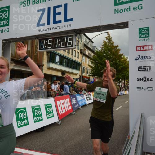 20.09.2026 - PSD Bank Halbmarathon LAZAROV Photography http://msf.ph/oto/10551710 20.09.2026 11:51:26 Ziel 1006, 2458, 2949, 3866, 3972, 3997, 4231, 4594, 4595 meine-sportfotos.de