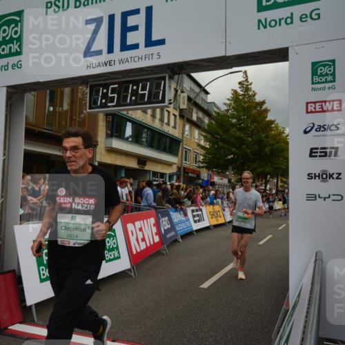 20.09.2026 - PSD Bank Halbmarathon LAZAROV Photography http://msf.ph/oto/10551724 20.09.2026 11:51:40 Ziel 1157, 1169, 1356, 2458, 2463, 2685, 2814, 3074, 3866, 4031, 4102, 4579, 4618, 4737 meine-sportfotos.de