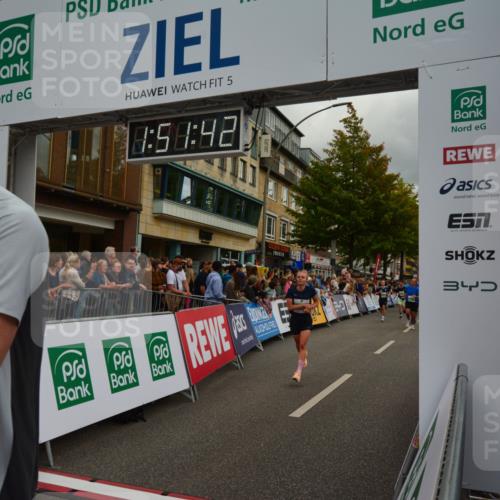 20.09.2026 - PSD Bank Halbmarathon LAZAROV Photography http://msf.ph/oto/10551733 20.09.2026 11:51:42 Ziel 1157, 1169, 1356, 2463, 2503, 2685, 2814, 3074, 3866, 4031, 4102, 4579, 4618, 4737 meine-sportfotos.de