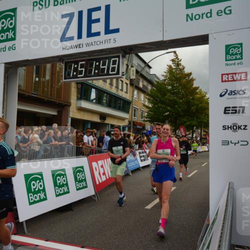 20.09.2026 - PSD Bank Halbmarathon LAZAROV Photography http://msf.ph/oto/10551754 20.09.2026 11:51:48 Ziel 1157, 1169, 1356, 1729, 2463, 2503, 2685, 2850, 3074, 4031, 4102, 4579, 4737 meine-sportfotos.de