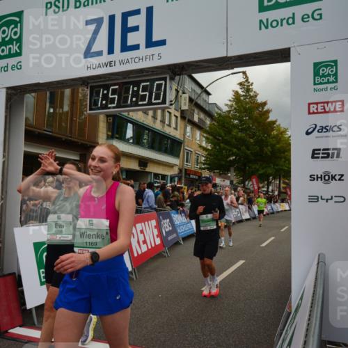 20.09.2026 - PSD Bank Halbmarathon LAZAROV Photography http://msf.ph/oto/10551763 20.09.2026 11:51:49 Ziel 1157, 1169, 1356, 1729, 2463, 2503, 2685, 2850, 3074, 3327, 4031, 4102, 4579, 4737 meine-sportfotos.de