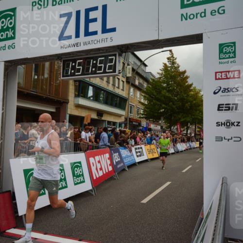 20.09.2026 - PSD Bank Halbmarathon LAZAROV Photography http://msf.ph/oto/10551770 20.09.2026 11:51:52 Ziel 1157, 1169, 1356, 1729, 2463, 2503, 2685, 2850, 3074, 3327, 4031, 4579, 4737 meine-sportfotos.de