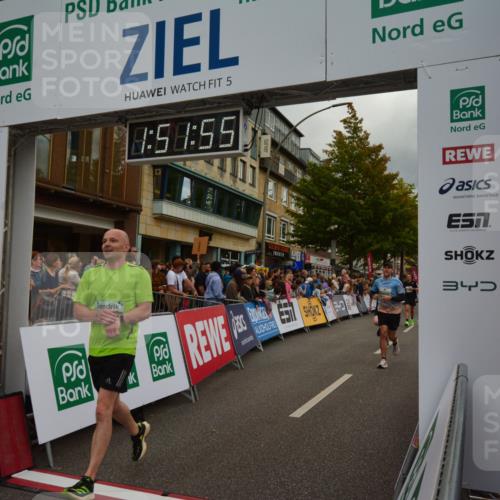 20.09.2026 - PSD Bank Halbmarathon LAZAROV Photography http://msf.ph/oto/10551775 20.09.2026 11:51:54 Ziel 1157, 1169, 1356, 1729, 2503, 2850, 3074, 3327, 4031, 4579, 4737 meine-sportfotos.de