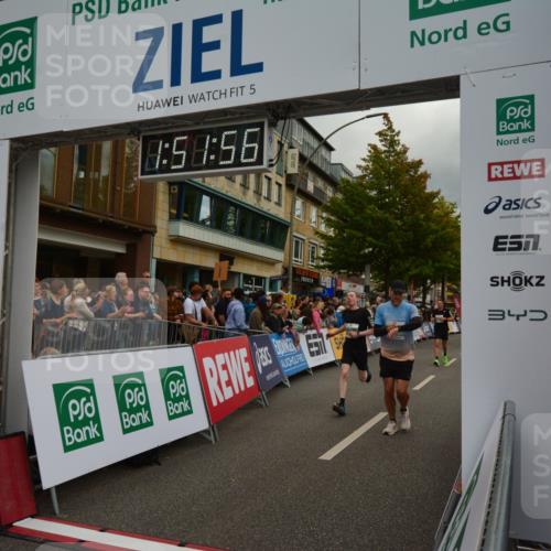 20.09.2026 - PSD Bank Halbmarathon LAZAROV Photography http://msf.ph/oto/10551780 20.09.2026 11:51:55 Ziel 1157, 1356, 1729, 2503, 2830, 2850, 3074, 3327, 4579, 4737 meine-sportfotos.de