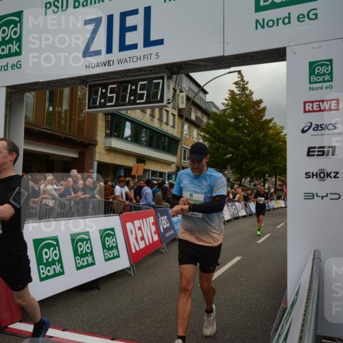 20.09.2026 - PSD Bank Halbmarathon LAZAROV Photography http://msf.ph/oto/10551783 20.09.2026 11:51:56 Ziel 1729, 2503, 2830, 2850, 3049, 3074, 3327, 4737 meine-sportfotos.de