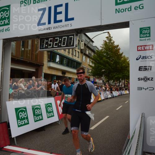 20.09.2026 - PSD Bank Halbmarathon LAZAROV Photography http://msf.ph/oto/10551796 20.09.2026 11:52:07 Ziel 2830, 3049, 3327, 3737, 4680, 4789 meine-sportfotos.de