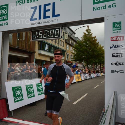 20.09.2026 - PSD Bank Halbmarathon LAZAROV Photography http://msf.ph/oto/10551798 20.09.2026 11:52:07 Ziel 2830, 3049, 3327, 3737, 4680, 4789 meine-sportfotos.de