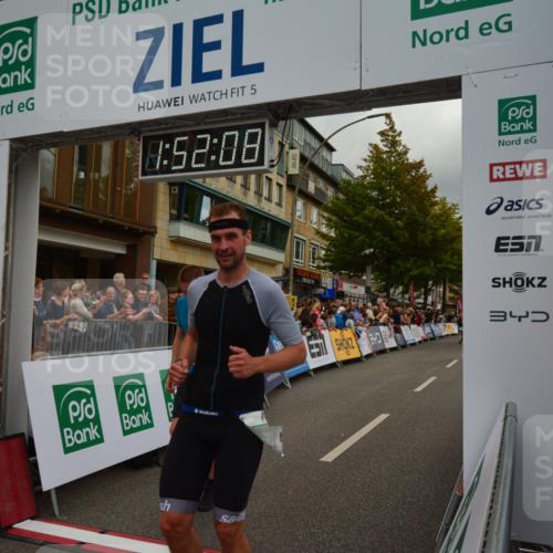 20.09.2026 - PSD Bank Halbmarathon LAZAROV Photography http://msf.ph/oto/10551799 20.09.2026 11:52:07 Ziel 2830, 3049, 3327, 3737, 4680, 4789 meine-sportfotos.de