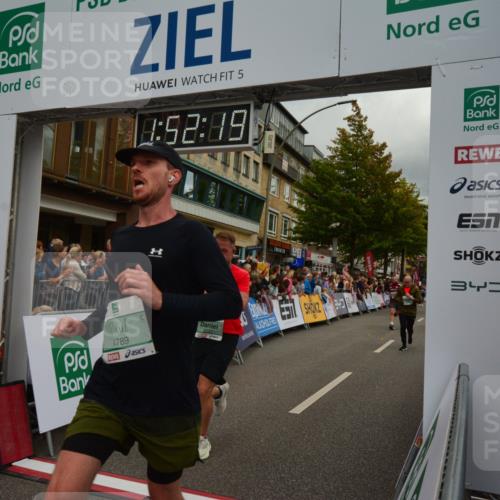20.09.2026 - PSD Bank Halbmarathon LAZAROV Photography http://msf.ph/oto/10551819 20.09.2026 11:52:18 Ziel 1152, 3042, 3047, 3512, 3664, 3737, 4539, 4609, 4680, 4789 meine-sportfotos.de